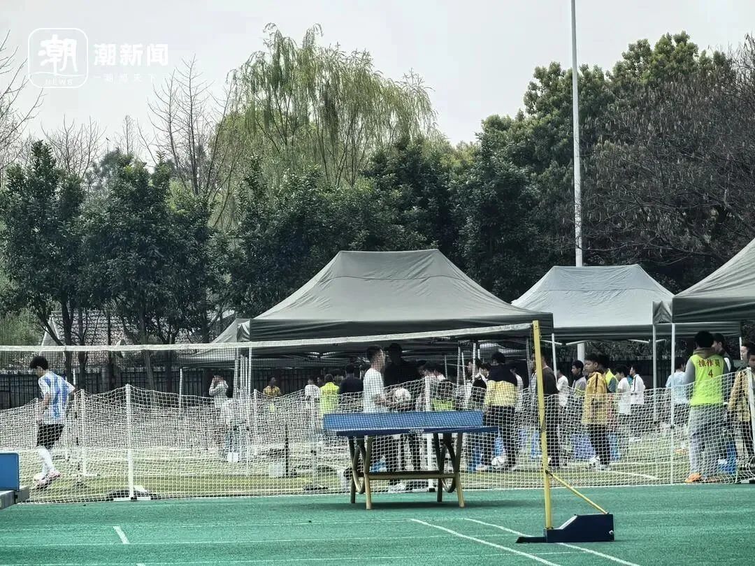 上周末杭州中考迎来足球项目!老师:这是第一轮,后面还有一次机会 第1张