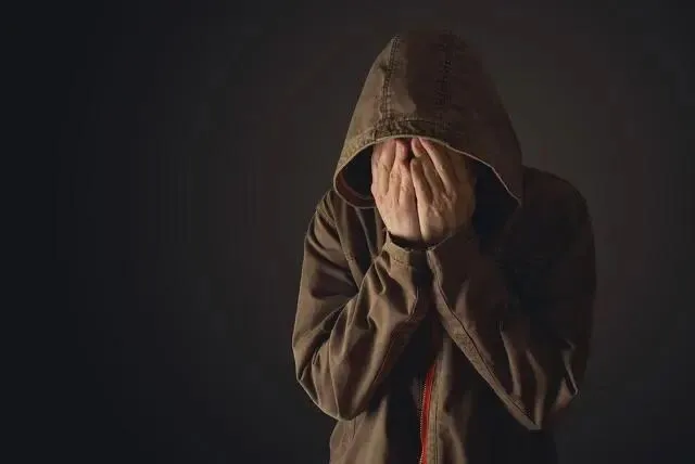 孩子初三躺平,大概率还是会去中考;但不解决深层原因,只想混完,那高一必躺. 第2张