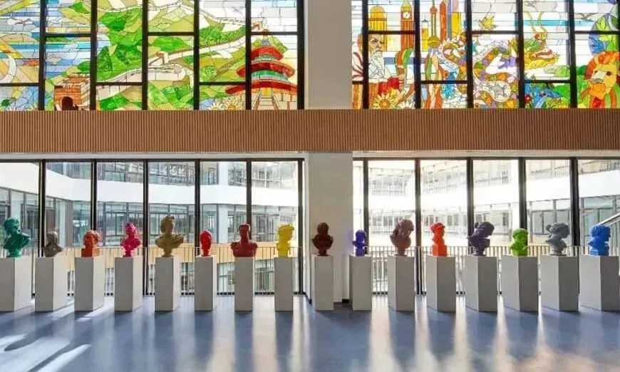 不想在体制内卷到崩溃?2026 上海中考后转轨国际学校指南 第1张 不想在体制内卷到崩溃?2026 上海中考后转轨国际学校指南 第1张