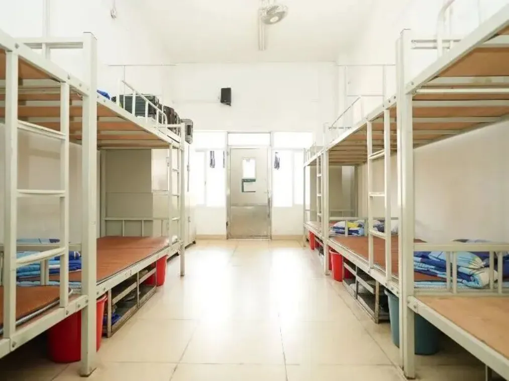 广州中考志愿怎么填?先看看住宿条件!广州省市属高中住宿指南请收好 第80张 广州中考志愿怎么填?先看看住宿条件!广州省市属高中住宿指南请收好 第80张