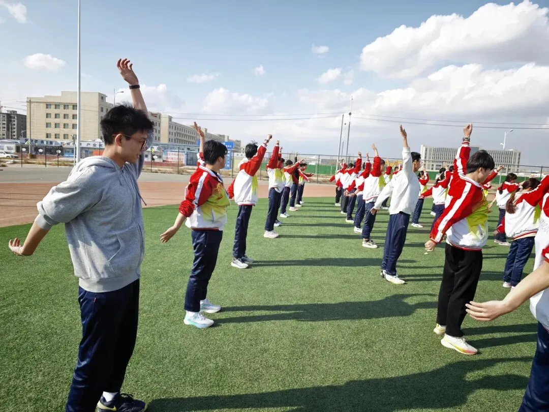 以练备战,逐梦中考——成功中考二校体育中考训练扎实推进 第17张 以练备战,逐梦中考——成功中考二校体育中考训练扎实推进 第17张