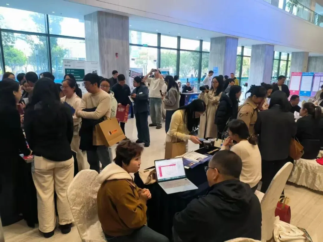 中考倒数三名也进了世界前百名校! 第2张