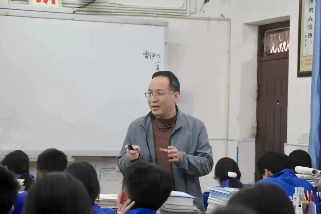 聚焦中考复习•共研教学提质——县教研室携专家莅临我校开展复习联片教学视导活动 第15张