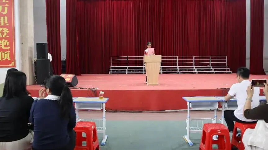 丰顺县东海中学举行“青春逐梦,决胜中考”誓师大会 第8张