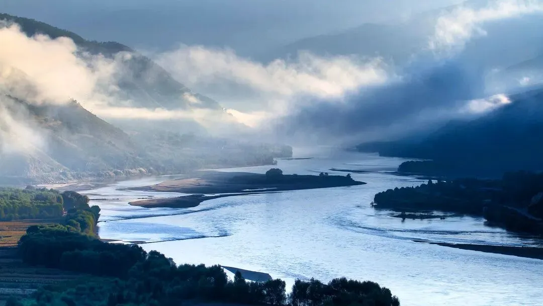 【中考作文指导】材料作文:长江•成长(安徽2025) 第3张