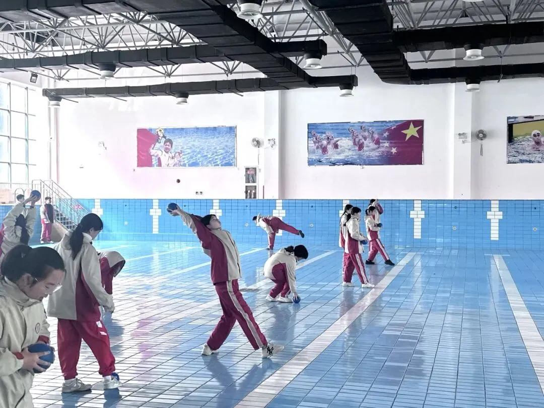 奋战体育中考!拼搏吧,少年! 第3张