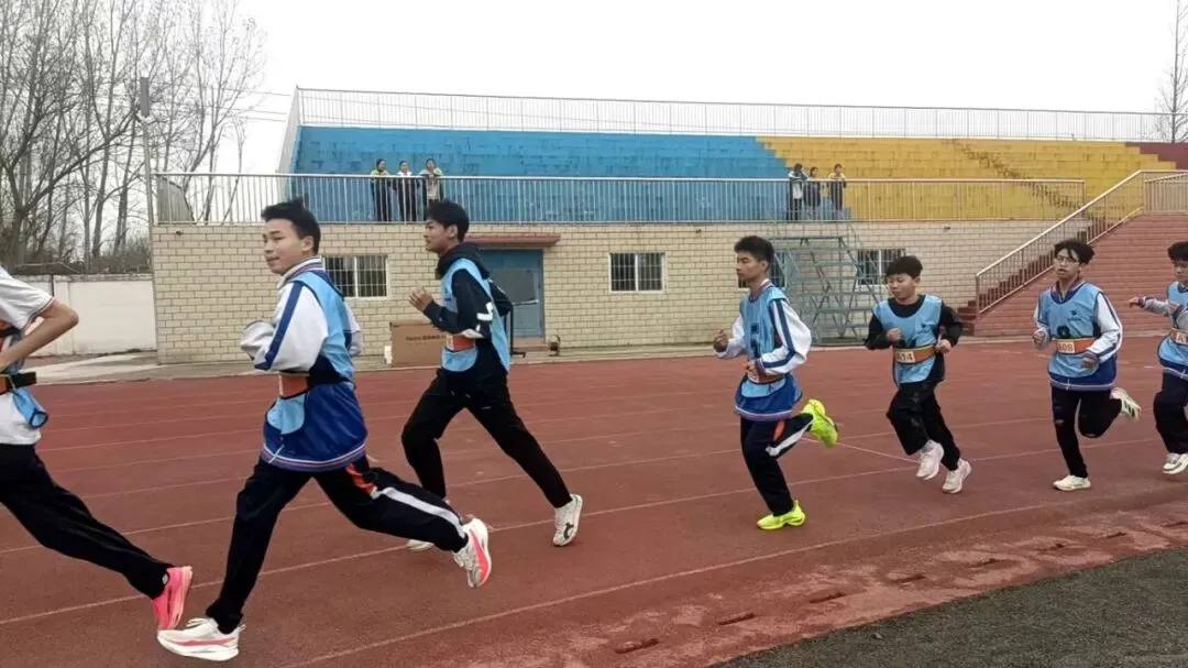 砺体强能迎中考 模拟实战砺锋芒——官庄二中体育中招模拟测试圆满落幕 第15张