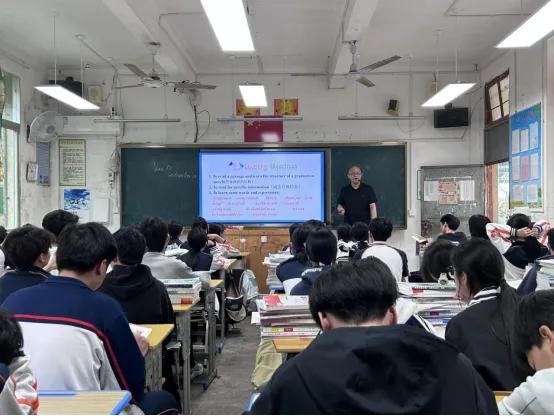 大同学校赴龙泉中学开展教学交流暨中考备考研讨活动 第5张 大同学校赴龙泉中学开展教学交流暨中考备考研讨活动 第5张