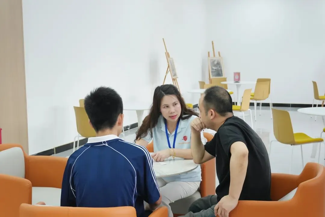 择校正当时!亚加达高中开放日暨中考志愿填报讲座,席位有限速约! 第6张