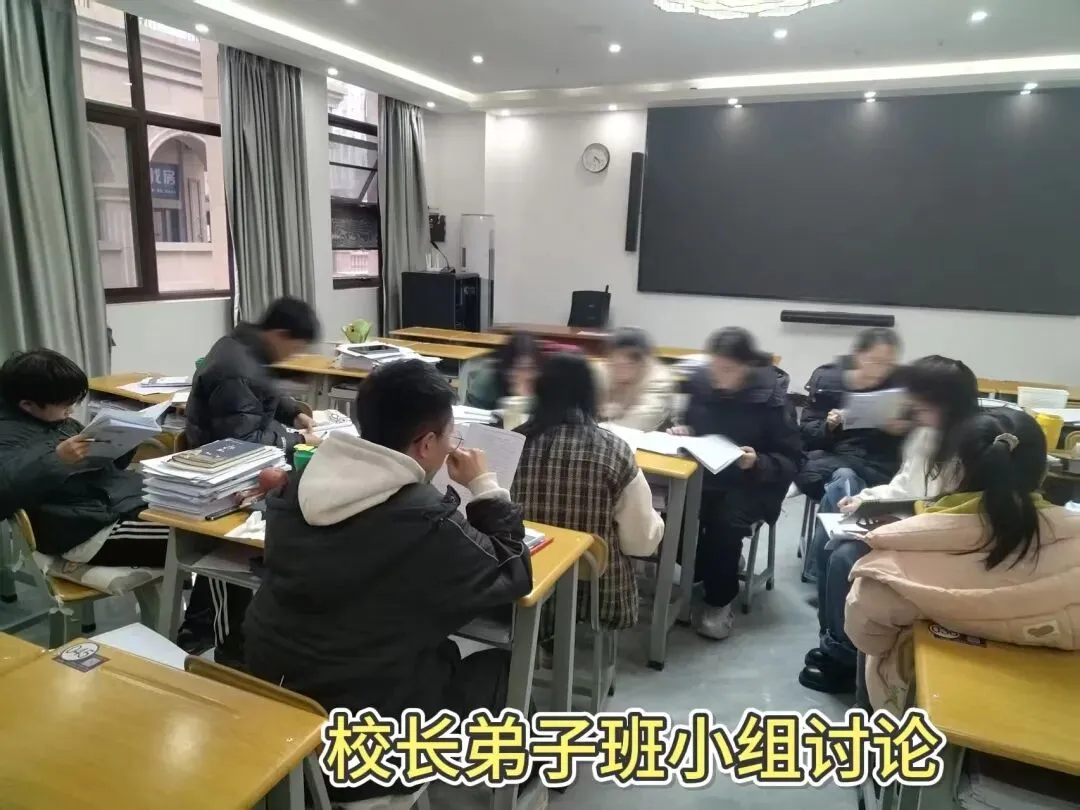 省考成绩可查!免费领面试真题,预约面试课程立减1000元! 第59张