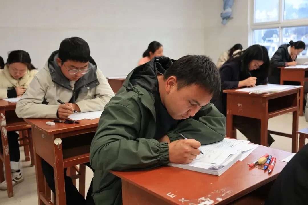 以赛砺师能 真题促成长 | 昌宁县第一中学2026年春季学期青年教师高考重组比赛圆满落幕 第5张