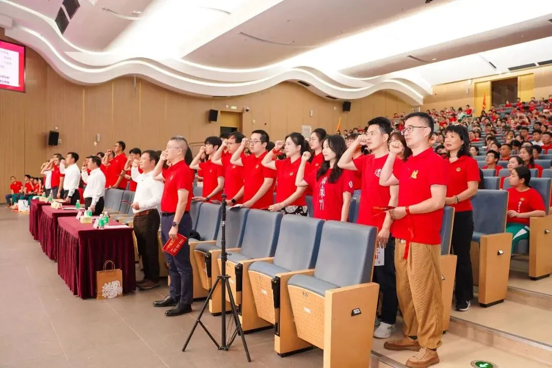 中考誓师大会 | 擎旗百日开气象 乘势凌云跃顶峰 第24张