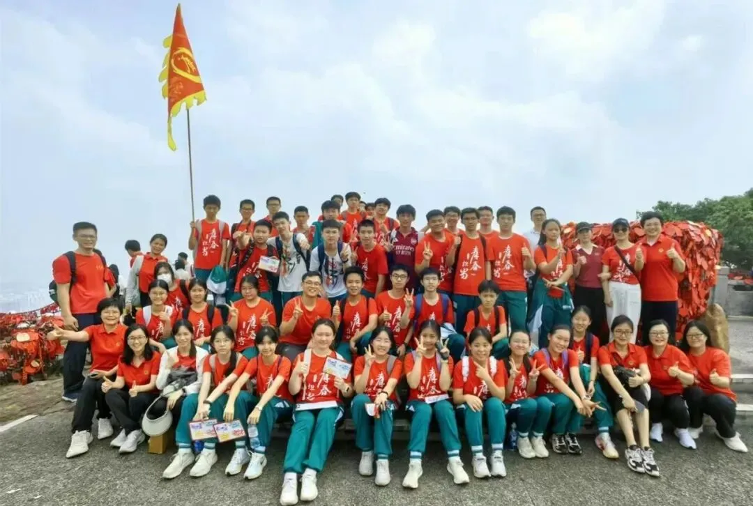 中考誓师大会 | 擎旗百日开气象 乘势凌云跃顶峰 第69张