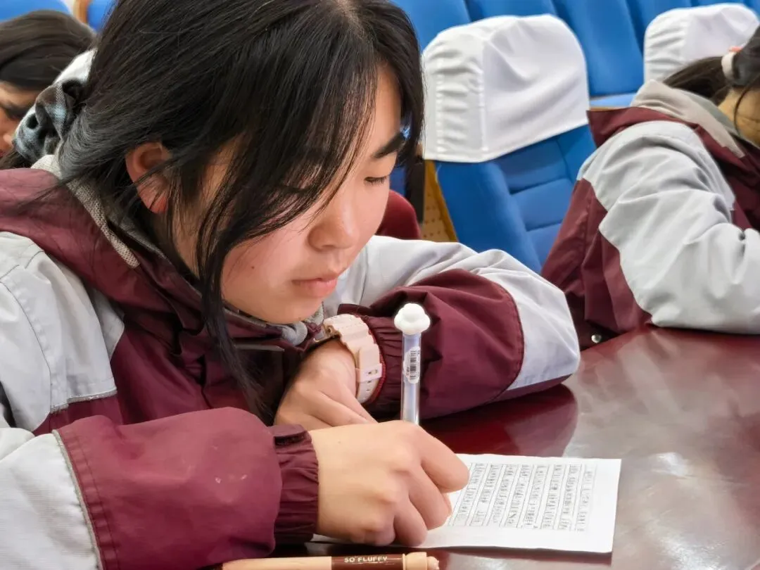 玩索有得,赢在中考——我校黄坚理事长在徐州市镜泊路学校初三学法指导讲座暖心开讲 第7张 玩索有得,赢在中考——我校黄坚理事长在徐州市镜泊路学校初三学法指导讲座暖心开讲 第7张