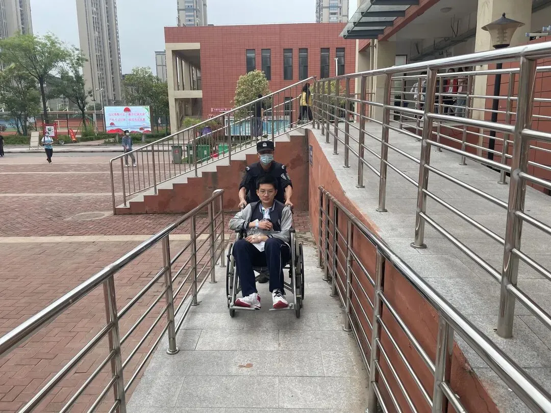 三一动态|暖心助力中考,三十一中考点贴心服务让考生感觉“有点甜” 第9张