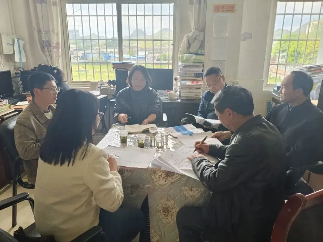 校际交流促备考 同心聚力迎中考——关索中学与德艺学校开展备考策略研讨活动 第10张