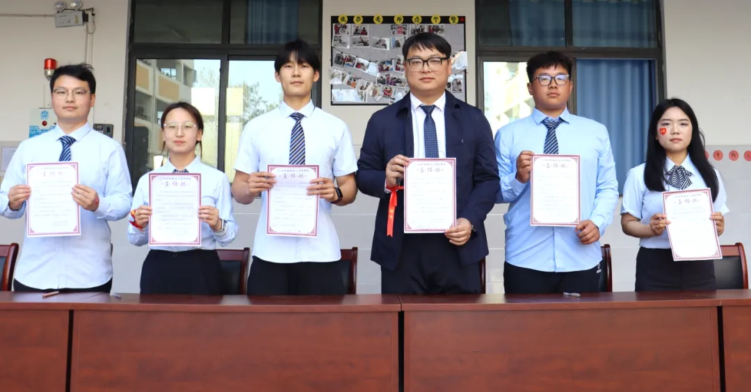 【提质控本年】聚精英燃少年锐气,战中考展新时代风采 | 汝州市新时代精英学校 第19张