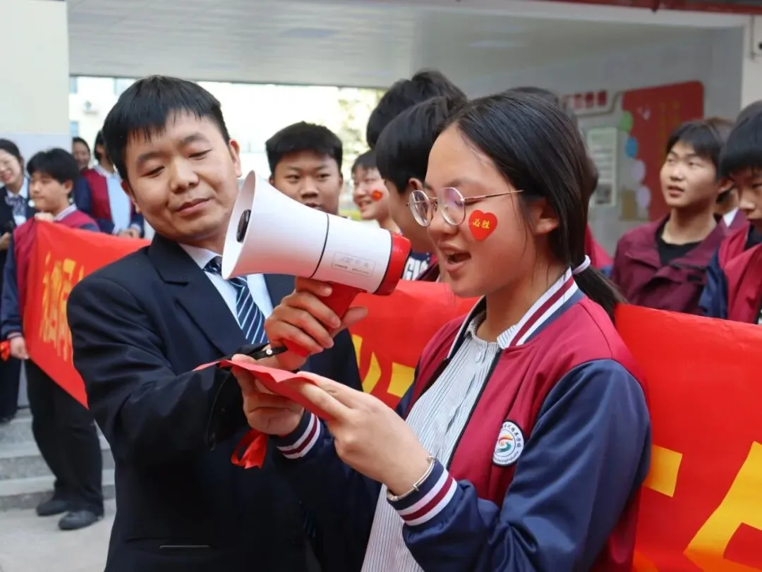 【提质控本年】聚精英燃少年锐气,战中考展新时代风采 | 汝州市新时代精英学校 第31张