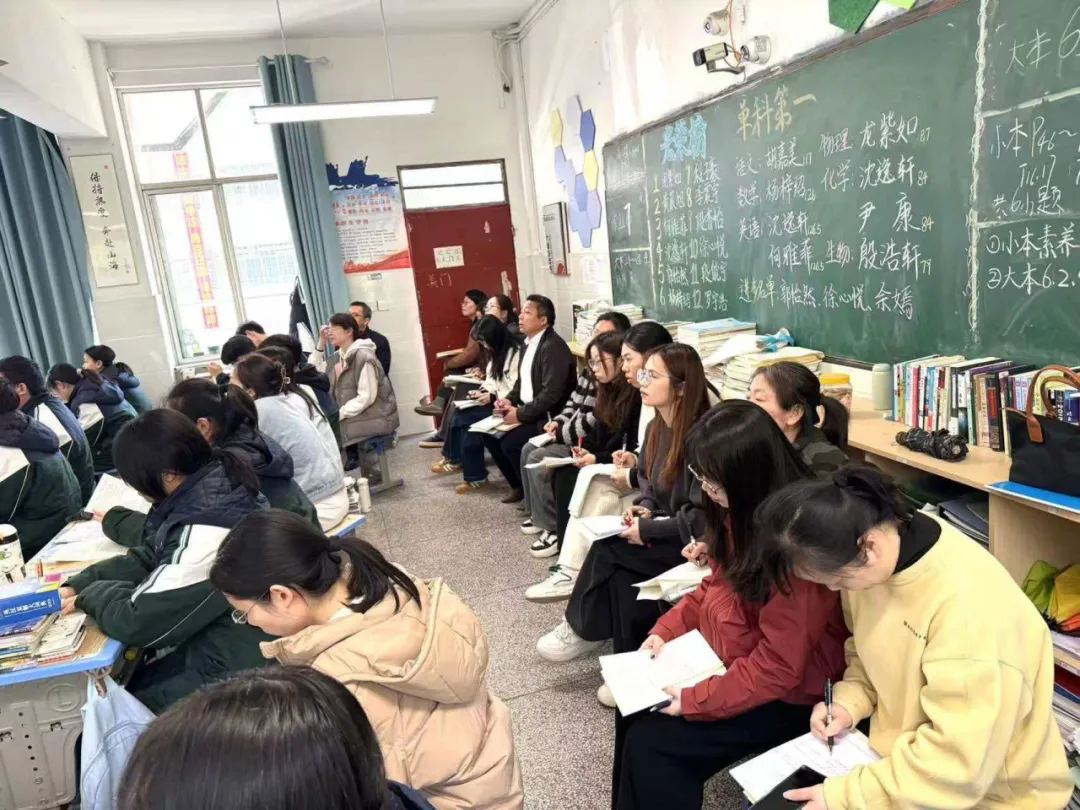 嘉鱼一中与华科附中联合开展高二试卷讲评 “同课异构” 教研交流活动 第7张