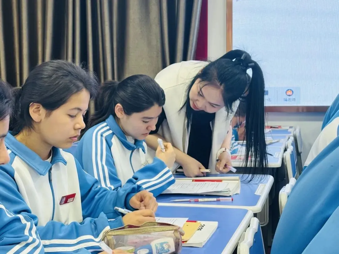 数海无涯,研途有光,共赴中考之约--伊宁县2026年初中数学中考复习教学研讨活动 第9张