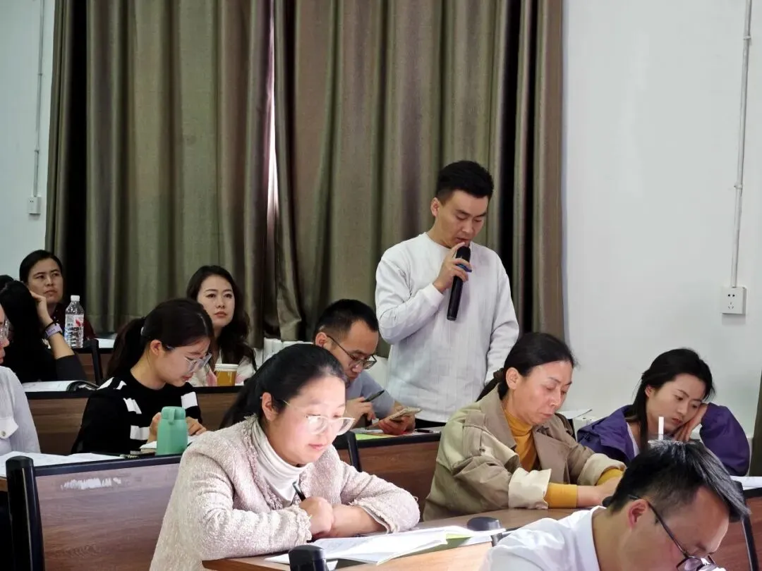 数海无涯,研途有光,共赴中考之约--伊宁县2026年初中数学中考复习教学研讨活动 第23张