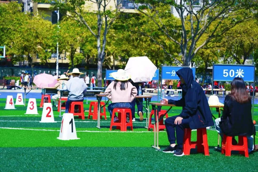 以考促练砺锋芒 蓄力冲刺迎中考——大义中学顺利开展体育中考模拟考活动 第13张