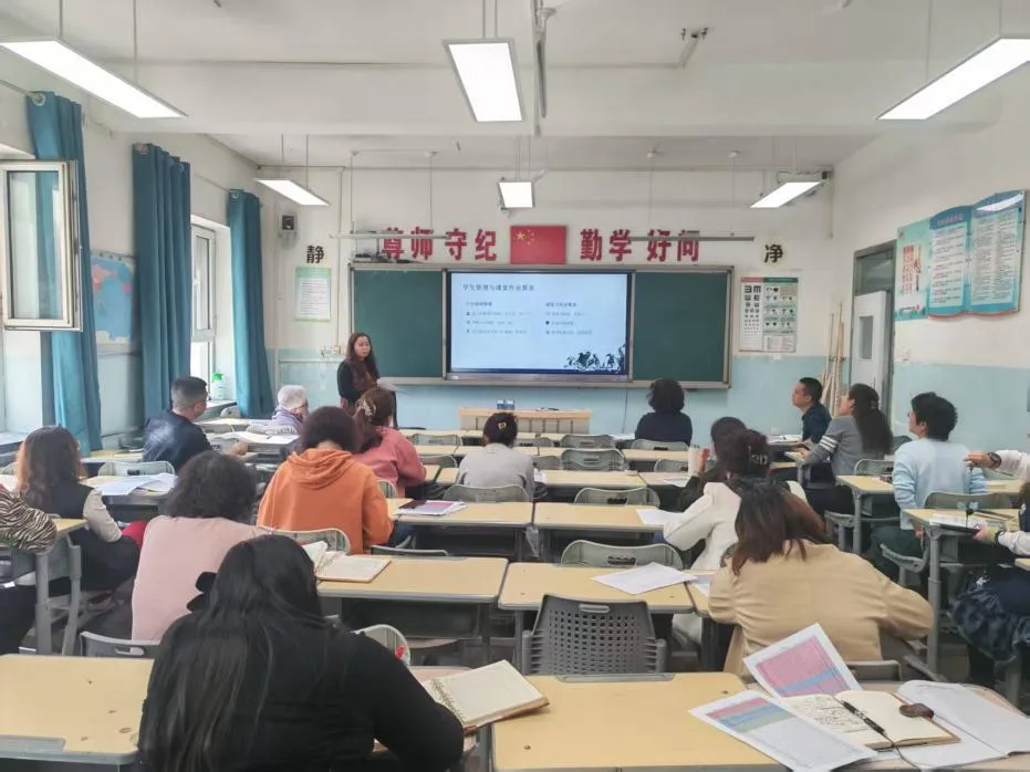 策马扬鞭正当时 师者同行赴中考 ——乌鲁木齐市五中学九年级一模质量分析暨表彰大会纪实 第15张