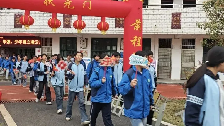 以青春之名,赴中考之约! 白沙镇中心学校中考誓师大会圆满举行 第12张