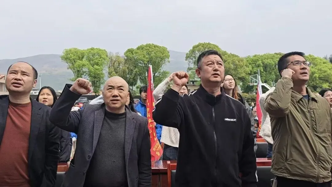 以青春之名,赴中考之约! 白沙镇中心学校中考誓师大会圆满举行 第24张