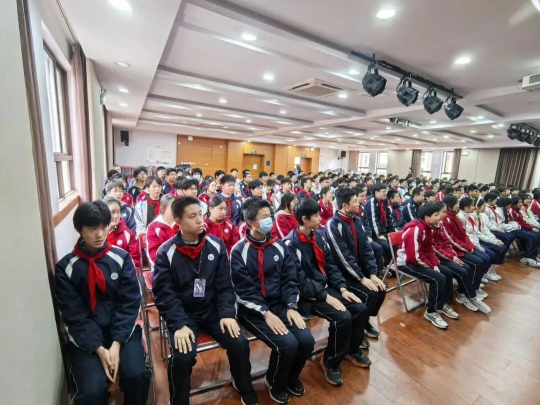 上海市第四中学开展中考考前心理辅导讲座 第13张