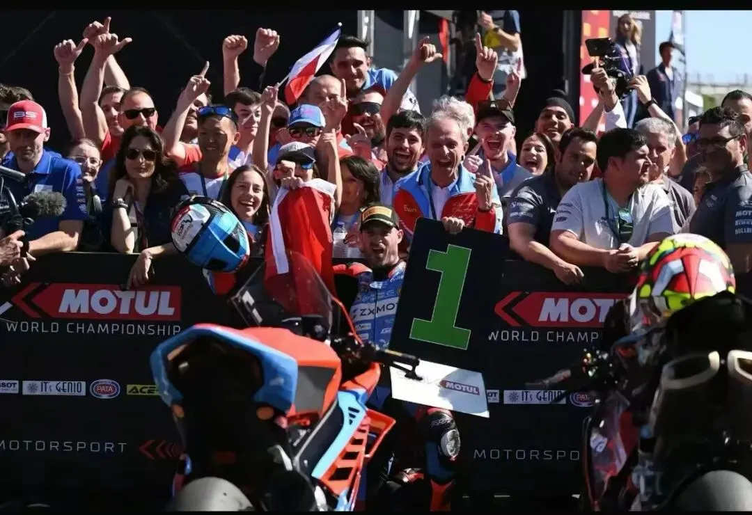 张雪机车夺冠,新闻刷屏:2026浙江中考模考作文押题与绝佳素材第一弹(配解读与范文) 第2张