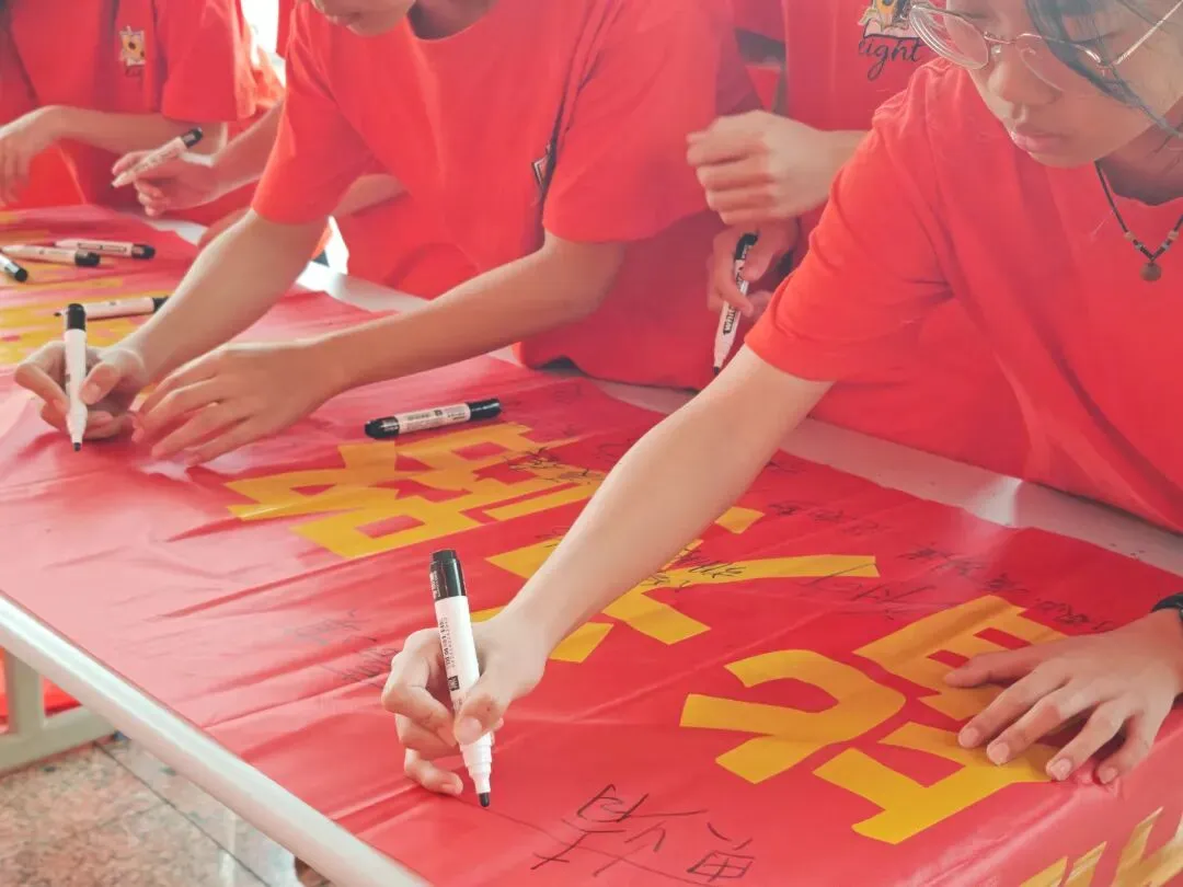 燃情逐梦 决胜中考——思旺二中隆重举行2026年中考誓师大会 第40张