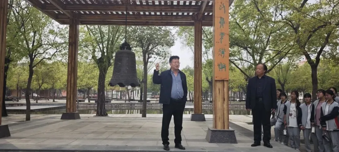 青春逐梦,砺剑中考|辉县市大成实验学校九年级学子赴一中开展研学暨体育模拟测试活动 第16张