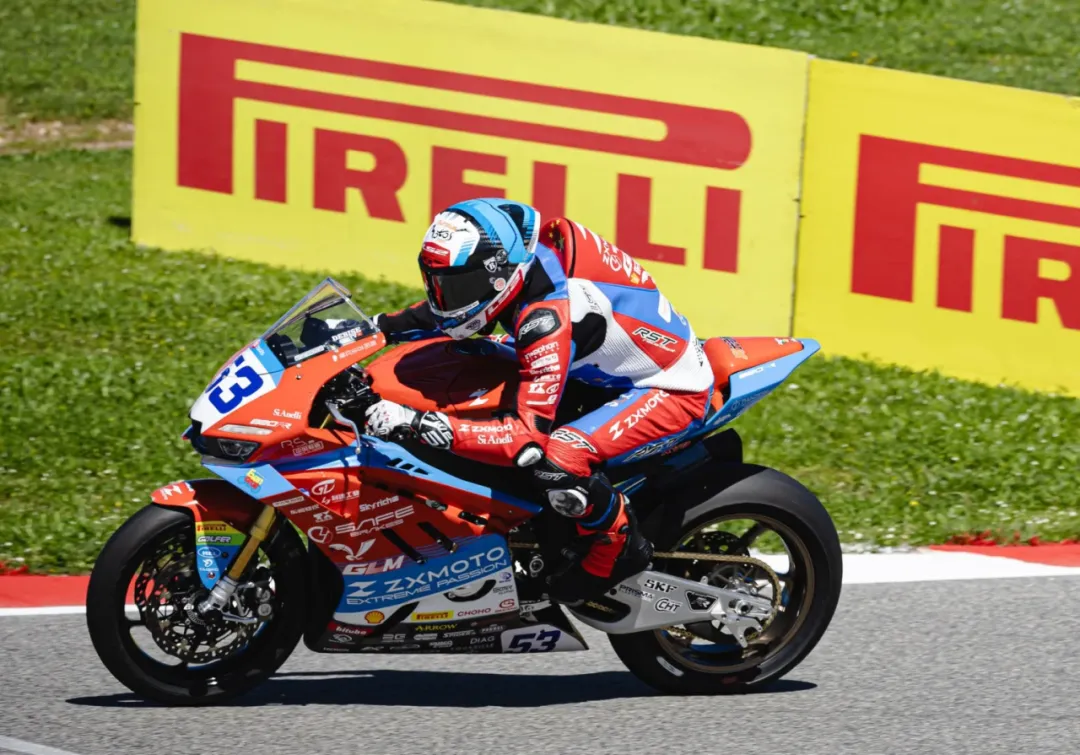 “张雪夺冠”马上会这样出现在试卷上 第10张