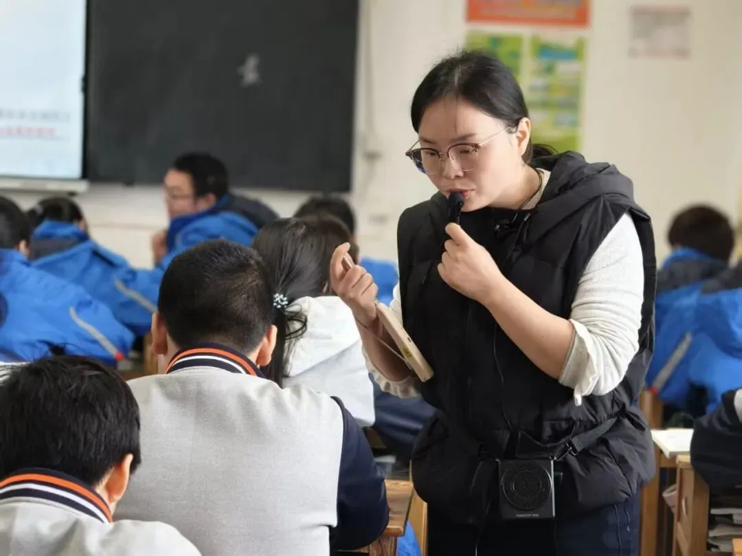 齐聚研讨凝智慧 深耕课堂备中考——渌口区初中英语、地理、体育、道德与法治学科研讨活动在渌口区五中初中部圆满举办 第15张
