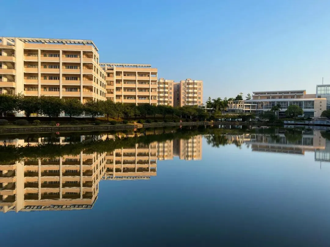 4月6日,三水中学与您相约中考咨询会 第7张