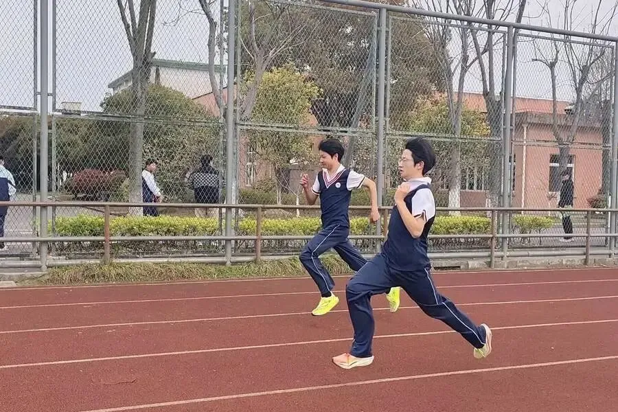 【德育天地】体育中考实战练,拼搏冲刺正当时 ——吕巷学校初三体育模拟考顺利举行 第25张