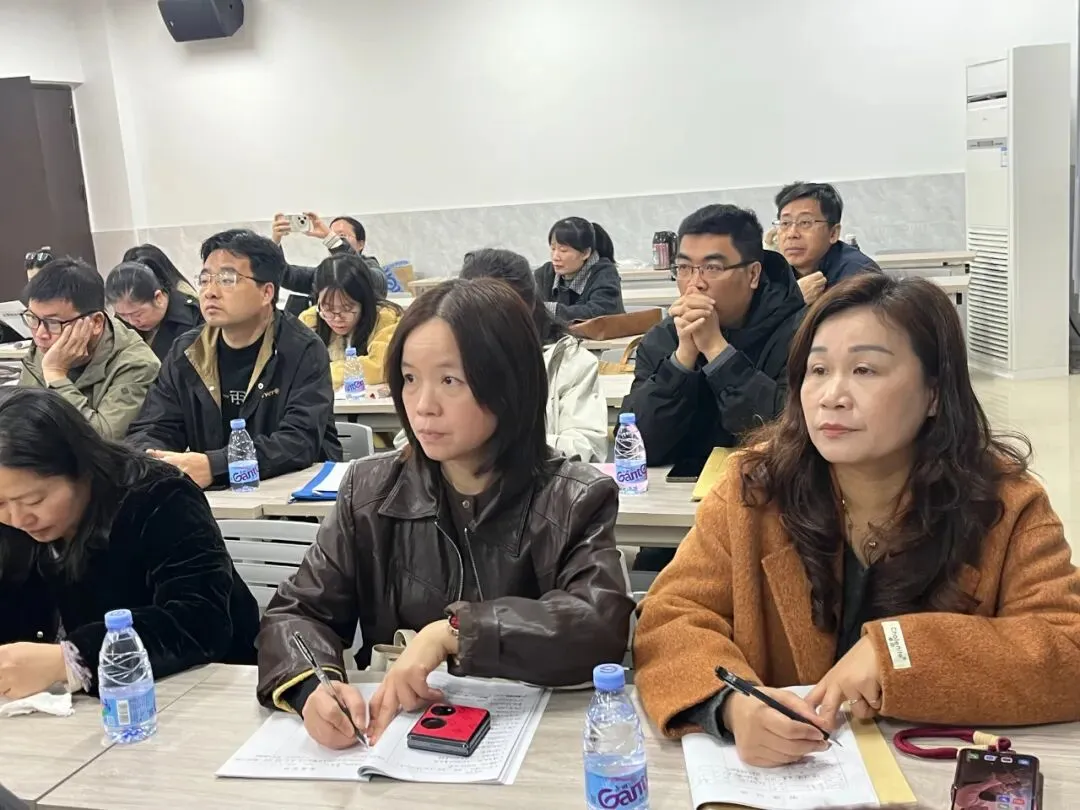 精研命题,导航复习——我区开展中考学科命题与备考教研培训活动 第26张