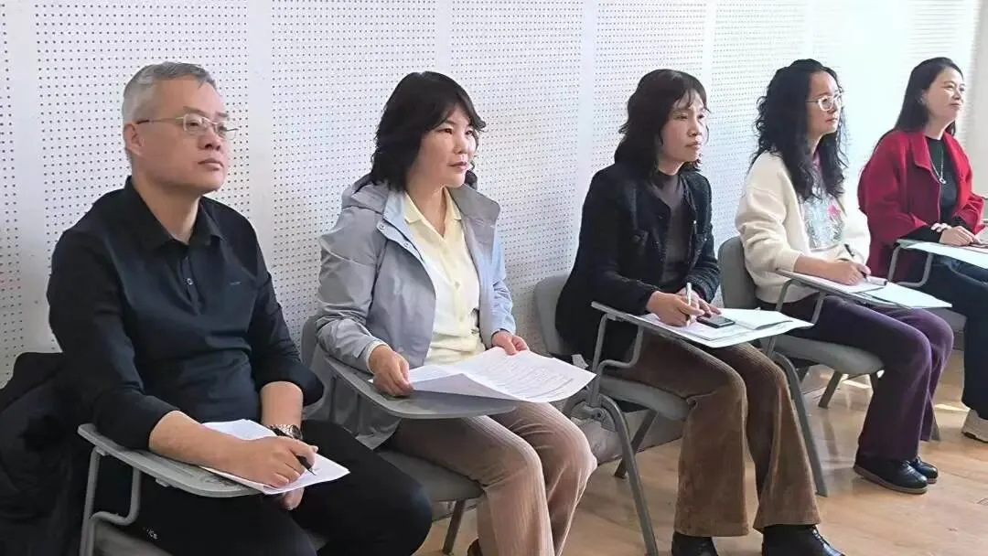 【31视角·教研】试卷讲评培新秀,AI赋能促提升——我校举办2025—2026学年度新教师及青年教师汇报课活动 第77张 【31视角·教研】试卷讲评培新秀,AI赋能促提升——我校举办2025—2026学年度新教师及青年教师汇报课活动 第77张