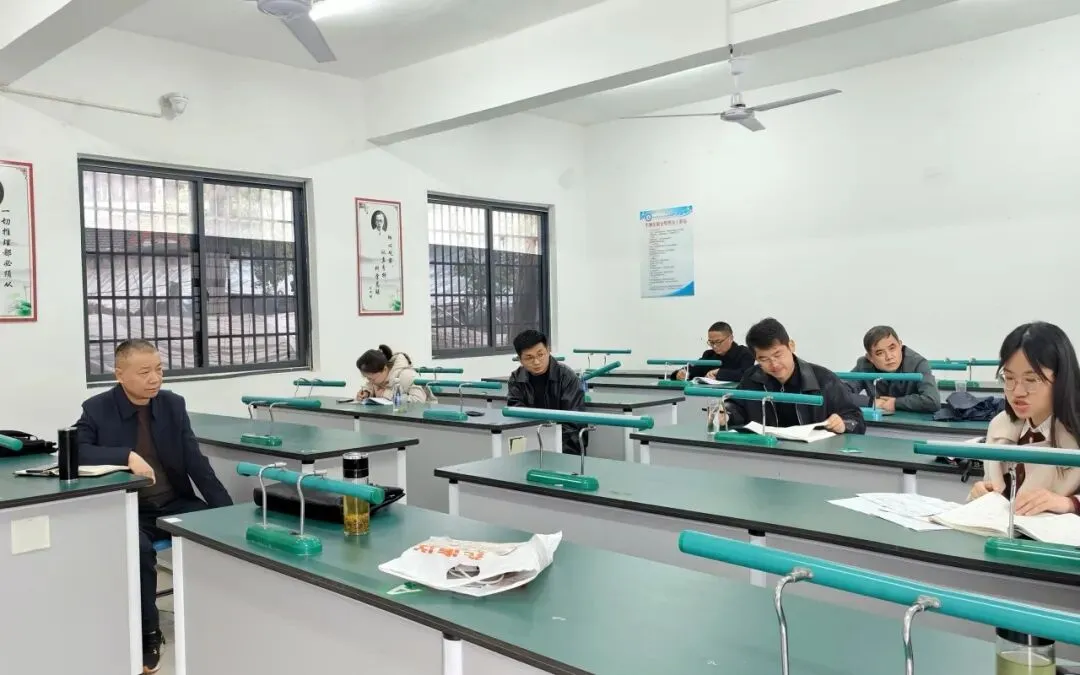 【大美实中】九大学科同课异构,共研中考备考策略|市实验初中教联体2026年春季备考研讨会圆满举行 第18张