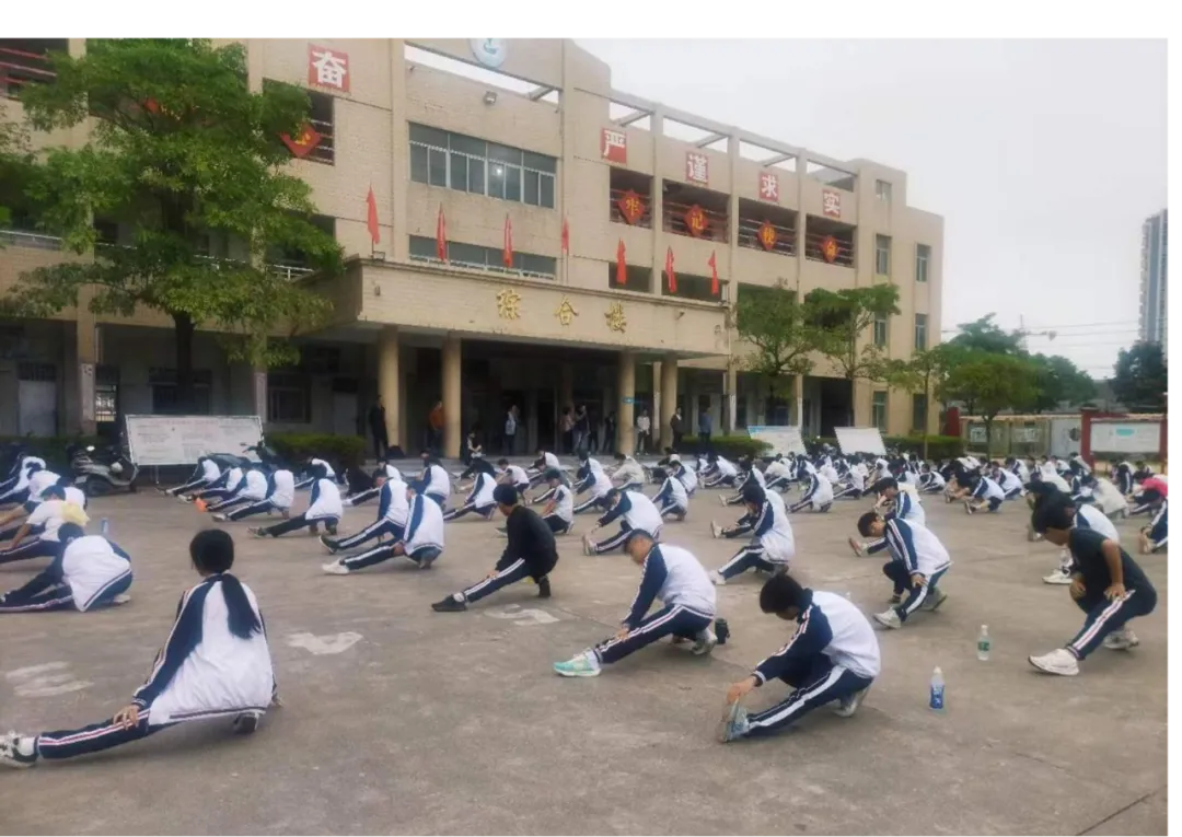 秣马厉兵迎中考 实战演练创佳绩——陆丰市初中第二区域教研联盟体育模拟测试联考 第2张 秣马厉兵迎中考 实战演练创佳绩——陆丰市初中第二区域教研联盟体育模拟测试联考 第2张