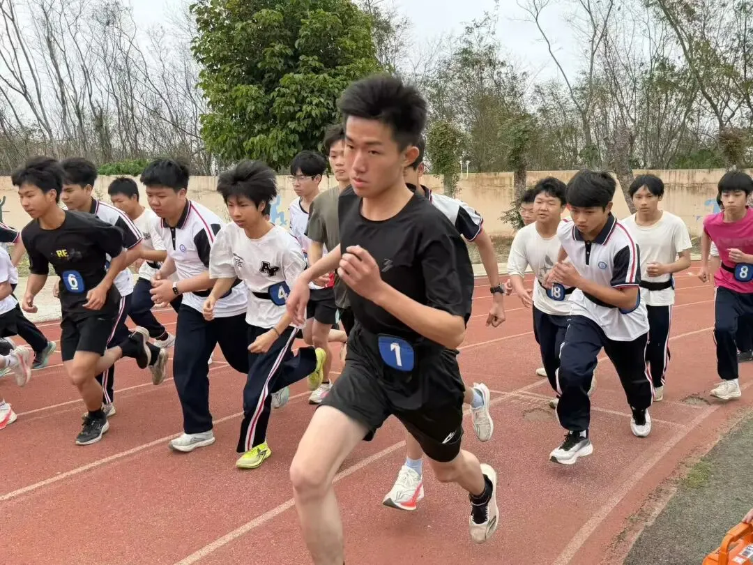 秣马厉兵迎中考 实战演练创佳绩——陆丰市初中第二区域教研联盟体育模拟测试联考 第3张 秣马厉兵迎中考 实战演练创佳绩——陆丰市初中第二区域教研联盟体育模拟测试联考 第3张