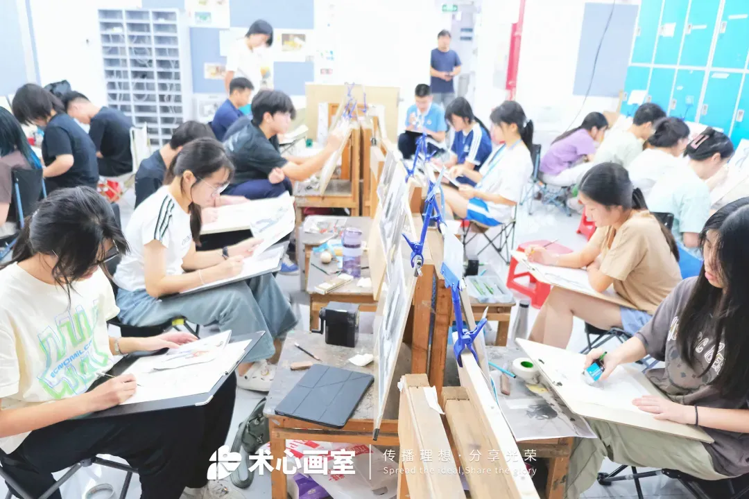 扩招!2026年广州美术中考总招1325人!4.8-14报名,5.1日-5.19日专业测试! 第15张 扩招!2026年广州美术中考总招1325人!4.8-14报名,5.1日-5.19日专业测试! 第15张