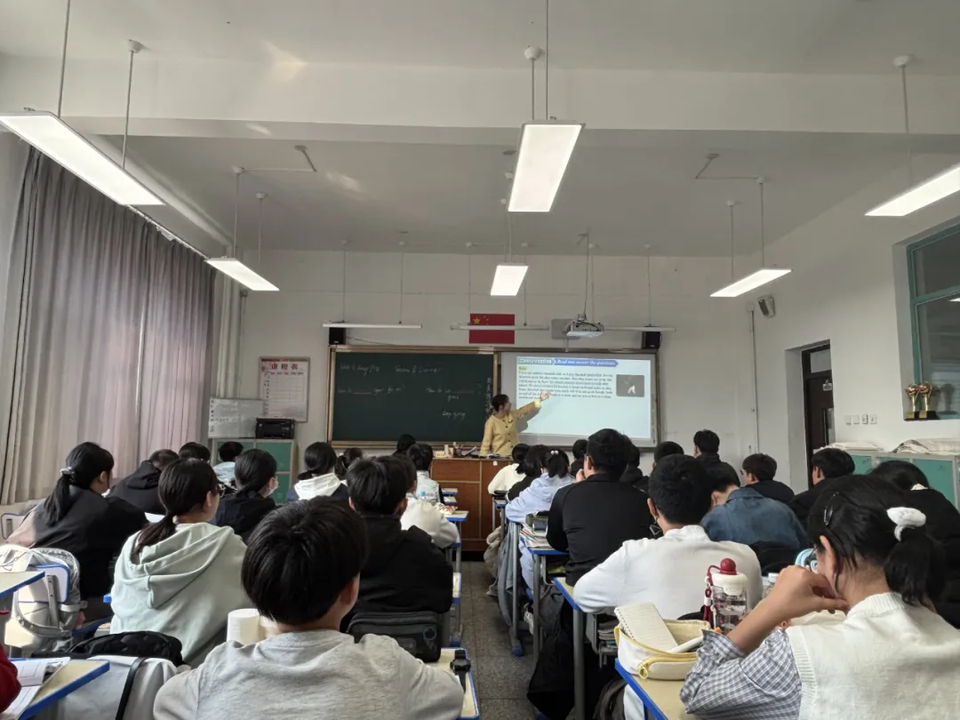 中考研讨明方向,教学视导促提升 —延吉市第十三中学举办中考复习研讨活动暨延吉市进修学校教学视导活动 第13张