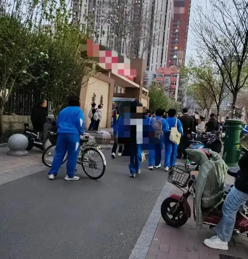 一个初三妈妈:孩子中考的路不管怎么走,妈只愿你一生安稳 第1张