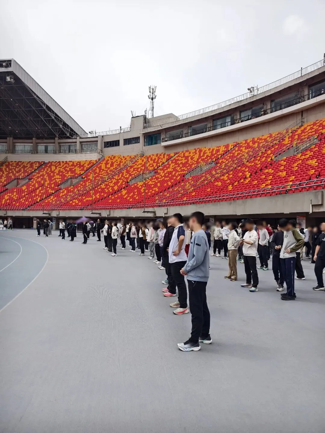 2026年西安中考体育模拟测试圆满完成 第2张