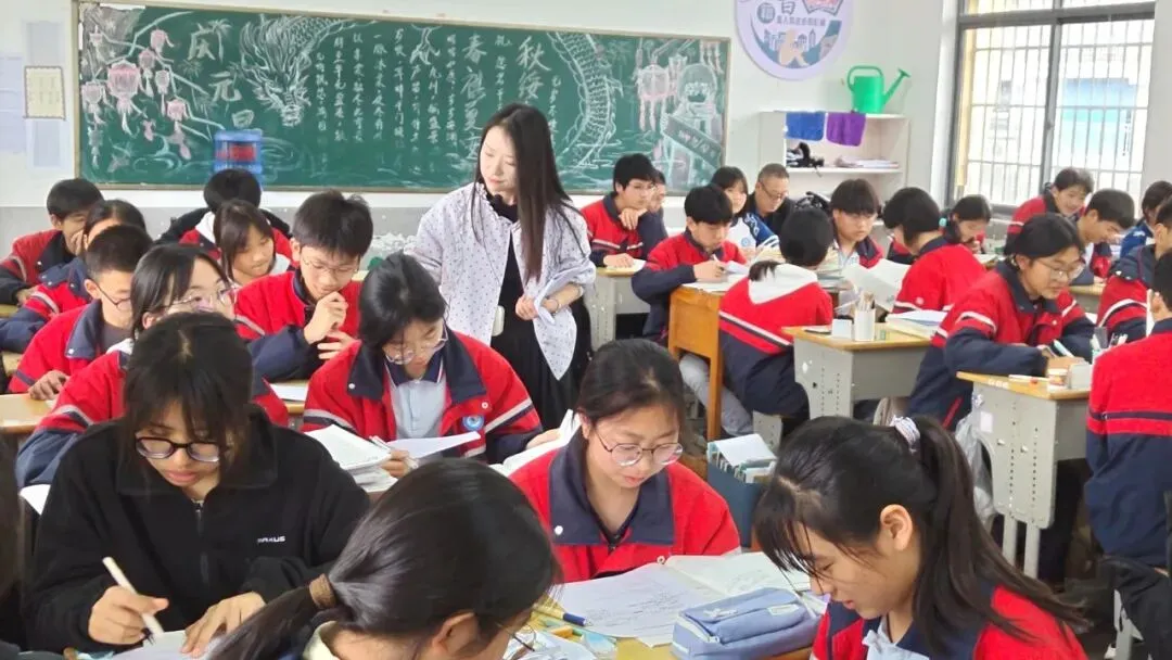 研思共进备中考 联研赋能促提升——松滋市实验初中教联体2026年春季备考研讨会在刘家场中学圆满举行 第18张 研思共进备中考 联研赋能促提升——松滋市实验初中教联体2026年春季备考研讨会在刘家场中学圆满举行 第18张