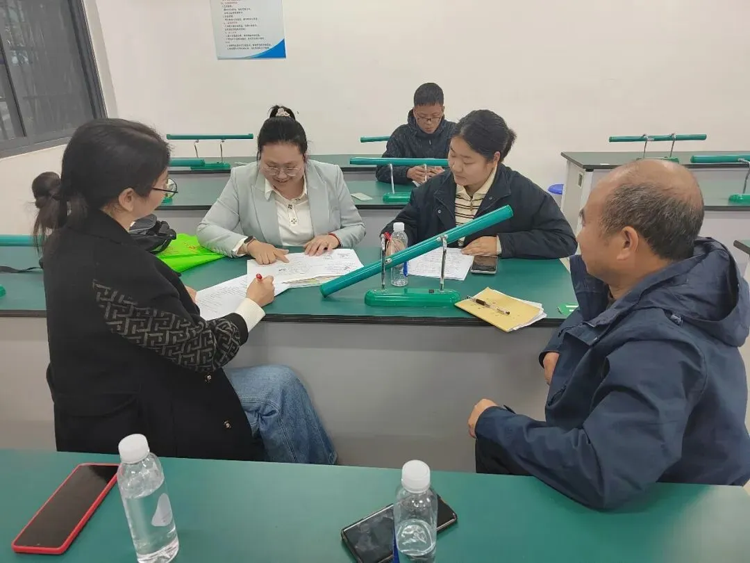 研思共进备中考 联研赋能促提升——松滋市实验初中教联体2026年春季备考研讨会在刘家场中学圆满举行 第32张 研思共进备中考 联研赋能促提升——松滋市实验初中教联体2026年春季备考研讨会在刘家场中学圆满举行 第32张