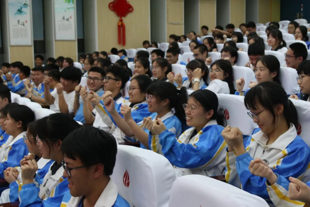 助力中考 | 陈琦老师走进运中培训 第10张 助力中考 | 陈琦老师走进运中培训 第10张