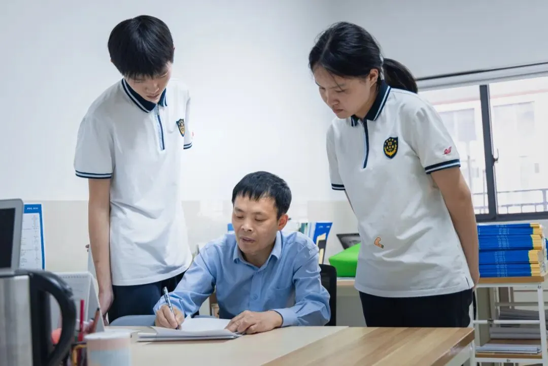 中考查分后,志愿怎么填?专家解读 第12张 中考查分后,志愿怎么填?专家解读 第12张